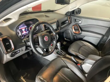 FIAT Toro 2.0 16V 4P VOLCANO 4WD TURBO DIESEL AUTOMTICO, Foto 4