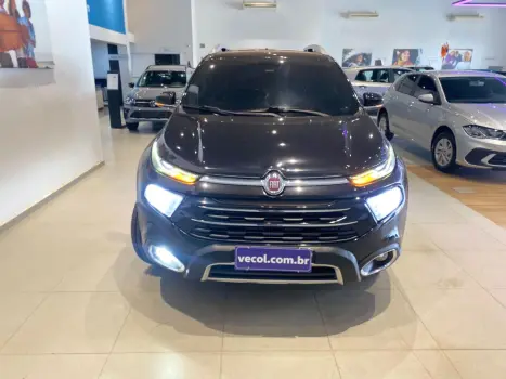 FIAT Toro 2.0 16V 4P VOLCANO 4WD TURBO DIESEL AUTOMTICO, Foto 2