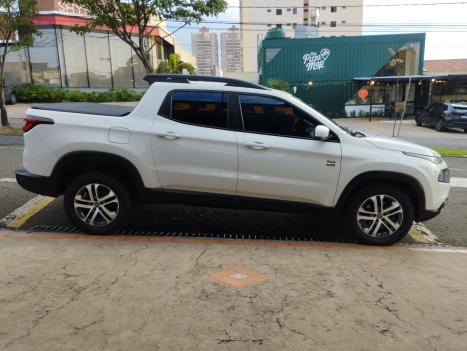 FIAT Toro 2.0 16V 4P 4WD FREEDOM TURBO DIESEL  AUTOMÁTICO, Foto 2 FIAT Toro 2.0 16V 4P 4WD FREEDOM TURBO DIESEL  AUTOMÁTICO, Foto 2