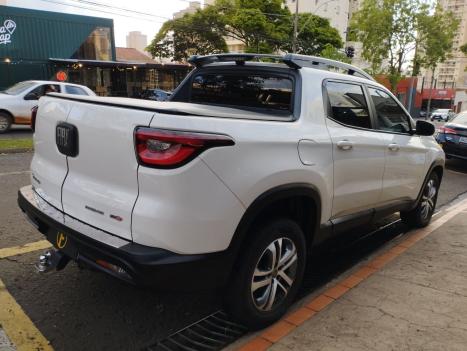 FIAT Toro 2.0 16V 4P 4WD FREEDOM TURBO DIESEL  AUTOMÁTICO, Foto 3 FIAT Toro 2.0 16V 4P 4WD FREEDOM TURBO DIESEL  AUTOMÁTICO, Foto 3