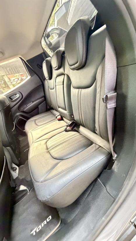 FIAT Toro 2.0 16V 4P VOLCANO 4WD TURBO DIESEL AUTOMTICO, Foto 11