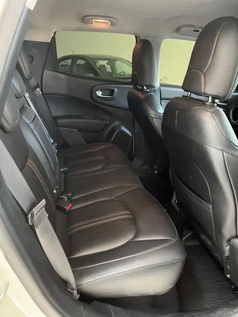 FIAT Toro 2.0 16V 4P VOLCANO 4WD TURBO DIESEL AUTOMTICO, Foto 11