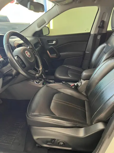 FIAT Toro 2.0 16V 4P VOLCANO 4WD TURBO DIESEL AUTOMTICO, Foto 16