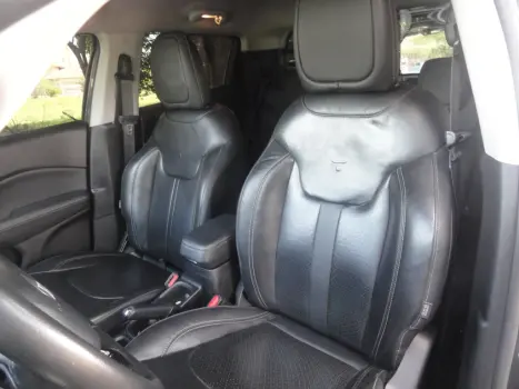 FIAT Toro 2.0 16V 4P VOLCANO 4WD TURBO DIESEL AUTOM�TICO, Foto 17