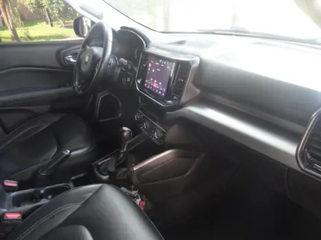 FIAT Toro 2.0 16V 4P VOLCANO 4WD TURBO DIESEL AUTOM�TICO, Foto 19