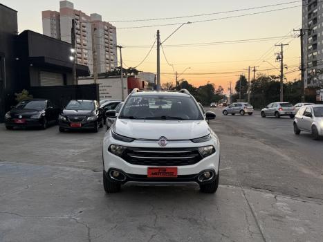 FIAT Toro 2.0 16V 4P VOLCANO 4WD TURBO DIESEL AUTOM�TICO, Foto 2