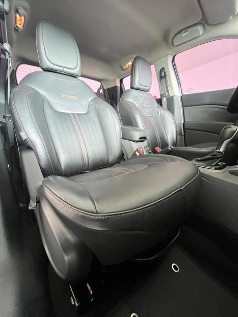 FIAT Toro 2.0 16V 4P VOLCANO 4WD TURBO DIESEL AUTOMÁTICO, Foto 18