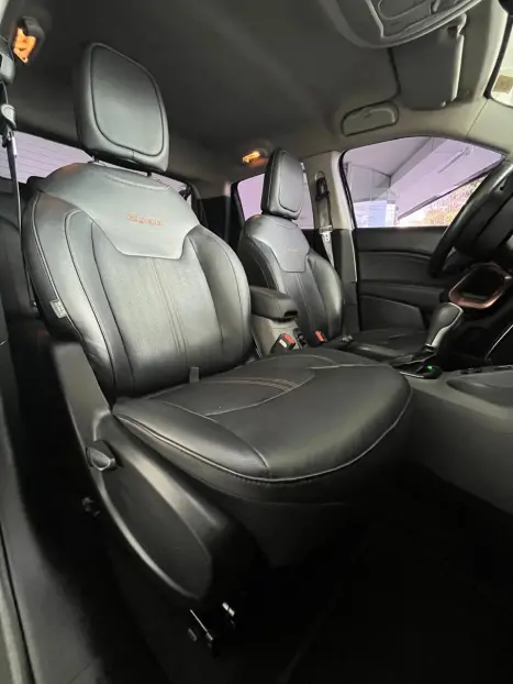 FIAT Toro 2.4 16V 4P MULTIAIR FLEX VOLCANO AUTOMTICO, Foto 20