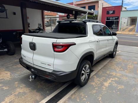 FIAT Toro 2.4 16V 4P FLEX FREEDOM ROAD AUTOM�TICO, Foto 2