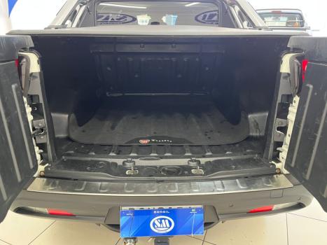 FIAT Toro 2.4 16V 4P MULTIAIR FLEX VOLCANO AUTOM�TICO, Foto 9