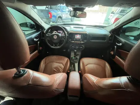 FIAT Toro 2.4 16V 4P MULTIAIR FLEX VOLCANO AUTOM�TICO, Foto 16