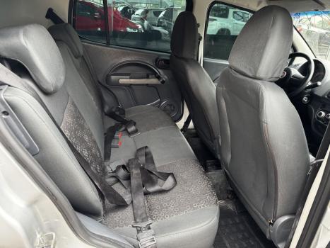 FIAT Uno 1.0 4P FLEX EVO VIVACE CELEBRATION, Foto 8