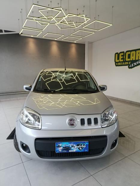 FIAT Uno 1.0 4P FLEX EVO VIVACE CELEBRATION, Foto 2