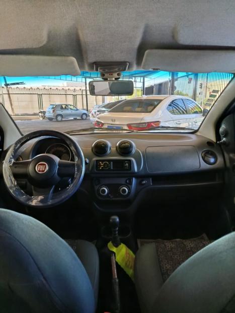 FIAT Uno 1.0 4P FLEX EVO VIVACE CELEBRATION, Foto 5