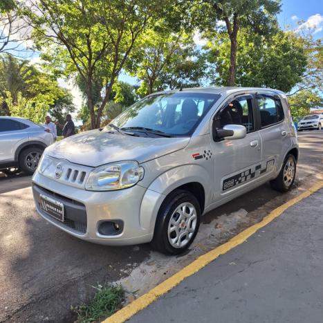 FIAT Uno 1.0 4P FLEX EVO VIVACE CELEBRATION, Foto 2