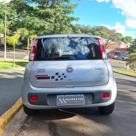 FIAT Uno 1.0 4P FLEX EVO VIVACE CELEBRATION, Foto 4