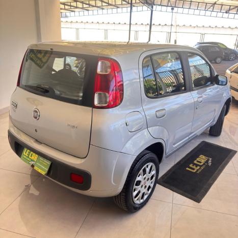 FIAT Uno 1.0 4P FLEX EVO VIVACE CELEBRATION, Foto 10