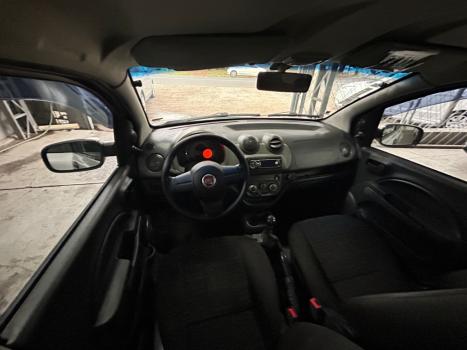 FIAT Uno 1.0 4P FLEX EVO VIVACE CELEBRATION, Foto 6