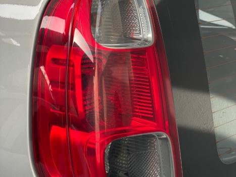 FIAT Uno 1.0 4P FLEX EVO VIVACE CELEBRATION, Foto 5