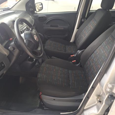 FIAT Uno 1.0 4P FLEX EVO VIVACE CELEBRATION, Foto 4