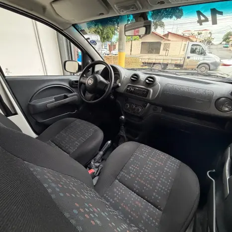 FIAT Uno 1.0 4P FLEX EVO VIVACE CELEBRATION, Foto 10