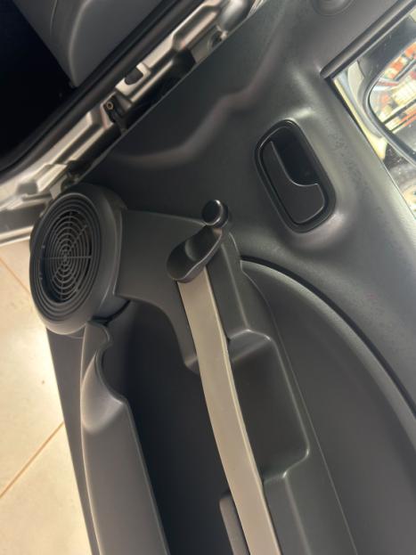 FIAT Uno 1.0, Foto 3