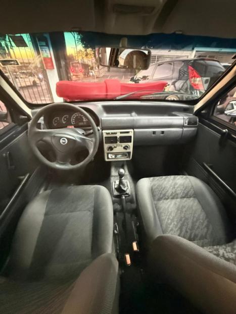 FIAT Uno 1.0 FLEX FIRE, Foto 3