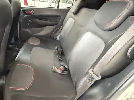 FIAT Uno 1.4 4P FLEX SPORTING DUALOGIC AUTOMATIZADO, Foto 11