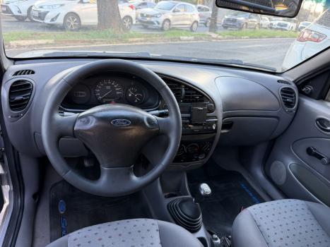 FORD Courier 1.6 FLEX L, Foto 9