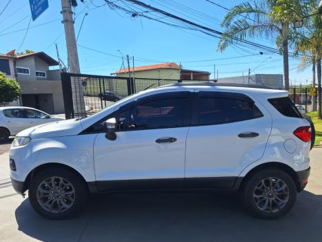 FORD Ecosport 1.6 4P FREESTYLE FLEX, Foto 3 FORD Ecosport 1.6 4P FREESTYLE FLEX, Foto 3