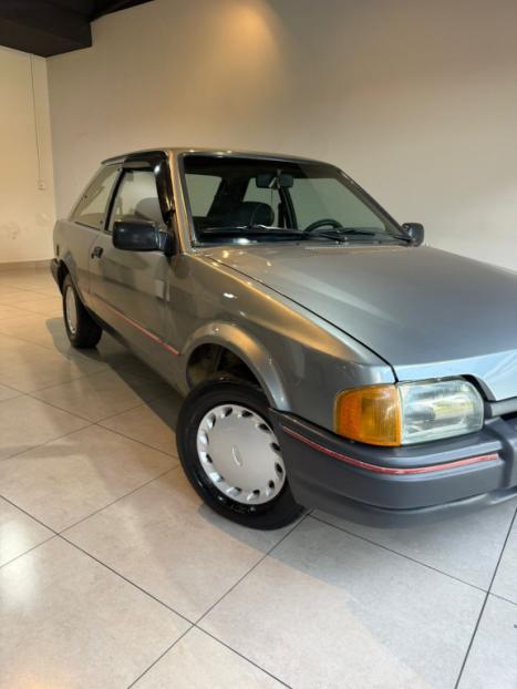 FORD Escort 1.0 HOBBY, Foto 3