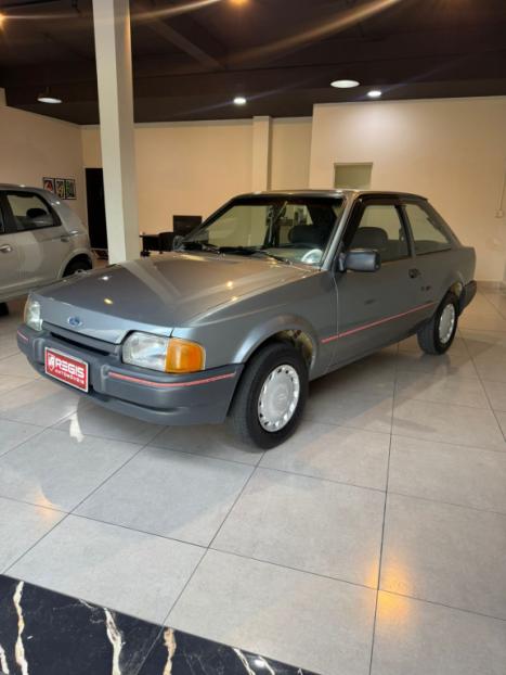 FORD Escort 1.0 HOBBY, Foto 4