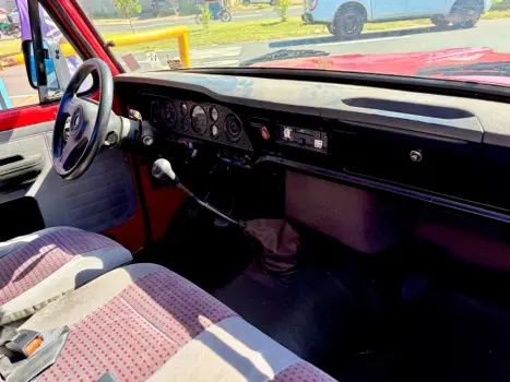 FORD F-1000 3.9 SUPER S�RIE CABINE SIMPLES DIESEL, Foto 5