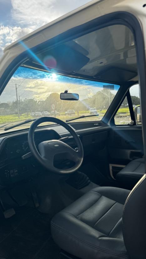 FORD F-1000 4.9 I XL CABINE SIMPLES, Foto 2