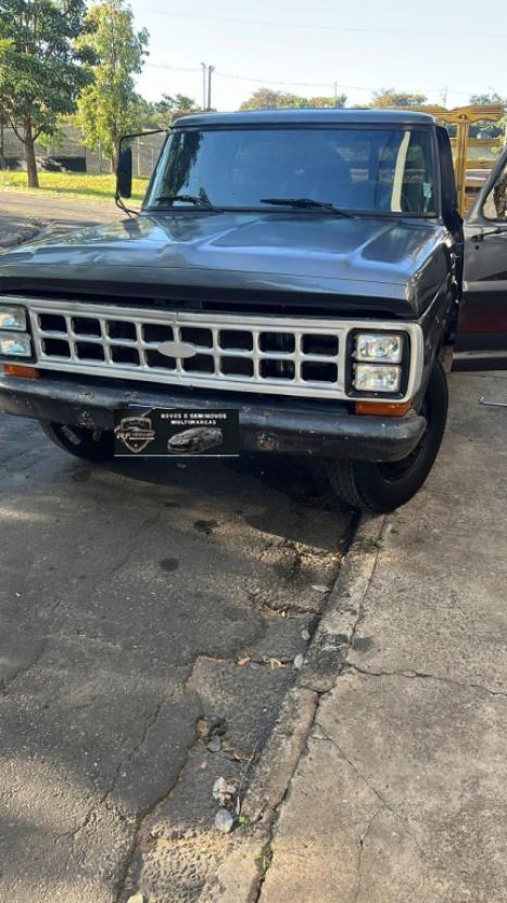 FORD F-2000 3.9 DIESEL, Foto 4