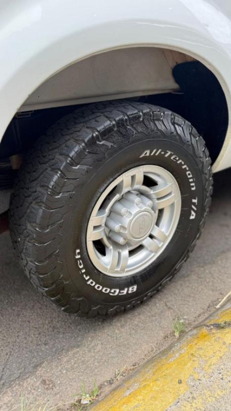 FORD F-250 3.9 4P XL CABINE SIMPLES DIESEL, Foto 9