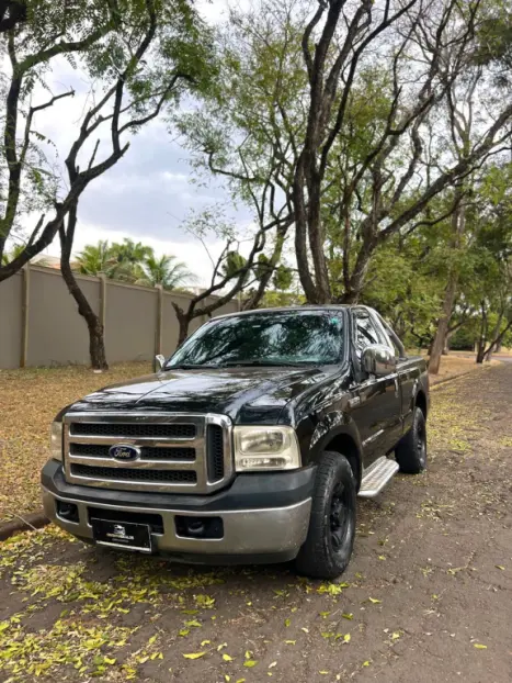 FORD F-250 3.9 XLT 4X4 CABINE SIMPLES DIESEL, Foto 2