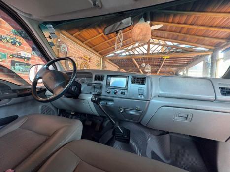 FORD F-250 3.9 XLT CABINE SIMPLES DIESEL, Foto 4