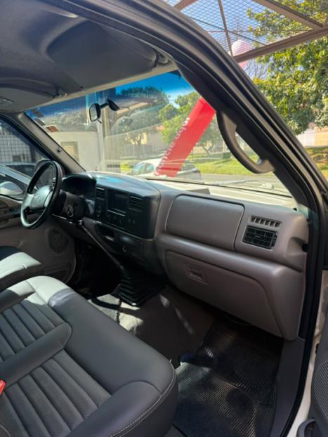 FORD F-250 4.2 V6 XL CABINE SIMPLES, Foto 11