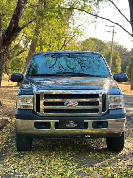 FORD F-250 4.2 XL CABINE DUPLA, Foto 2