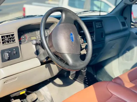 FORD F-250 , Foto 9 FORD F-250 , Foto 9