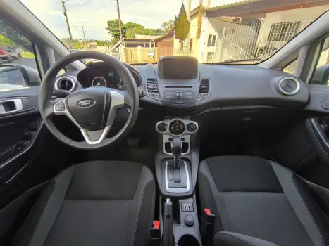 FORD Fiesta Hatch 1.6 4P SE PLUS FLEX AUTOMÁTICO, Foto 6 FORD Fiesta Hatch 1.6 4P SE PLUS FLEX AUTOMÁTICO, Foto 6