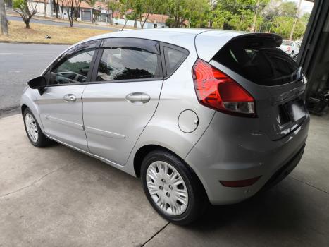 FORD Fiesta Hatch 1.6 4P SE PLUS FLEX AUTOMÁTICO, Foto 19 FORD Fiesta Hatch 1.6 4P SE PLUS FLEX AUTOMÁTICO, Foto 19