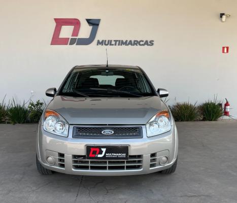 FORD Fiesta Hatch 1.6 4P FLEX, Foto 2