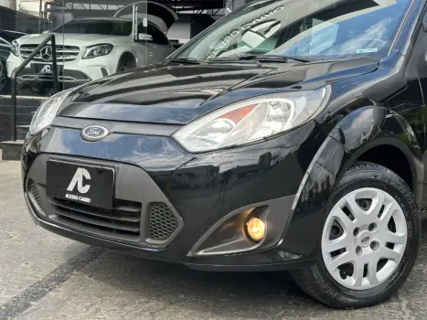 FORD Fiesta Hatch 1.6 CLASS, Foto 2