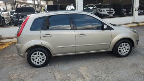 FORD Fiesta Hatch 1.6, Foto 5