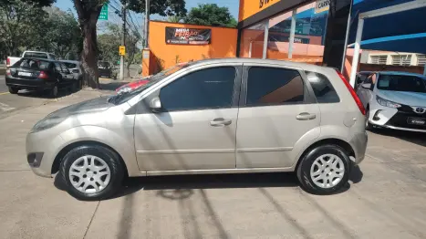 FORD Fiesta Hatch 1.6, Foto 3