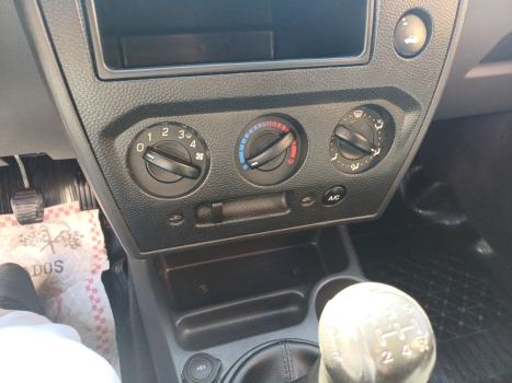 FORD Fiesta Hatch 1.0 4P FLEX, Foto 8 FORD Fiesta Hatch 1.0 4P FLEX, Foto 8
