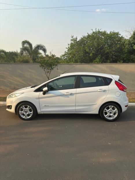 FORD Fiesta Hatch 1.6 16V 4P FLEX SE POWERSHIFT AUTOMTICO, Foto 2