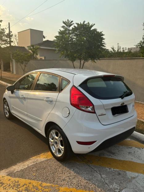 FORD Fiesta Hatch 1.6 16V 4P FLEX SE POWERSHIFT AUTOMTICO, Foto 4